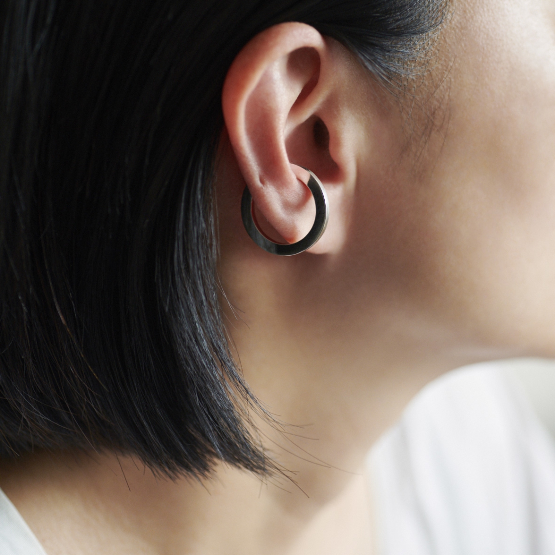 イヤーカフ：BASIC EC / サークル　着用写真